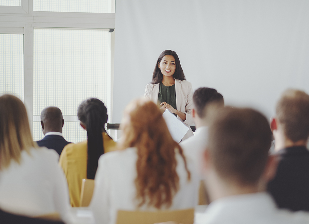 The Semi-Annual Business Meeting And Management Training In 2021 Came To A Successful Conclusion